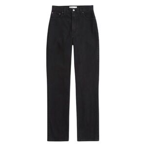 Vintage Comfort Stretch

Ultra High Rise 90s Straight Jean